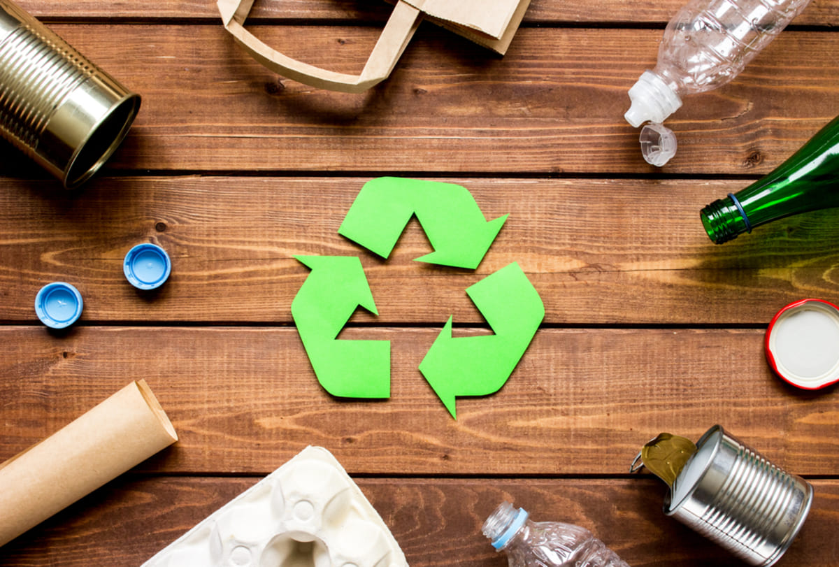 A recycling symbol on a table