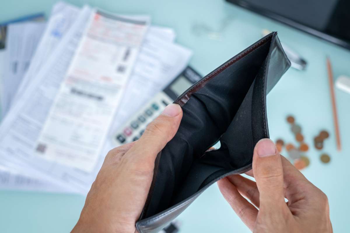 Empty wallet in hands